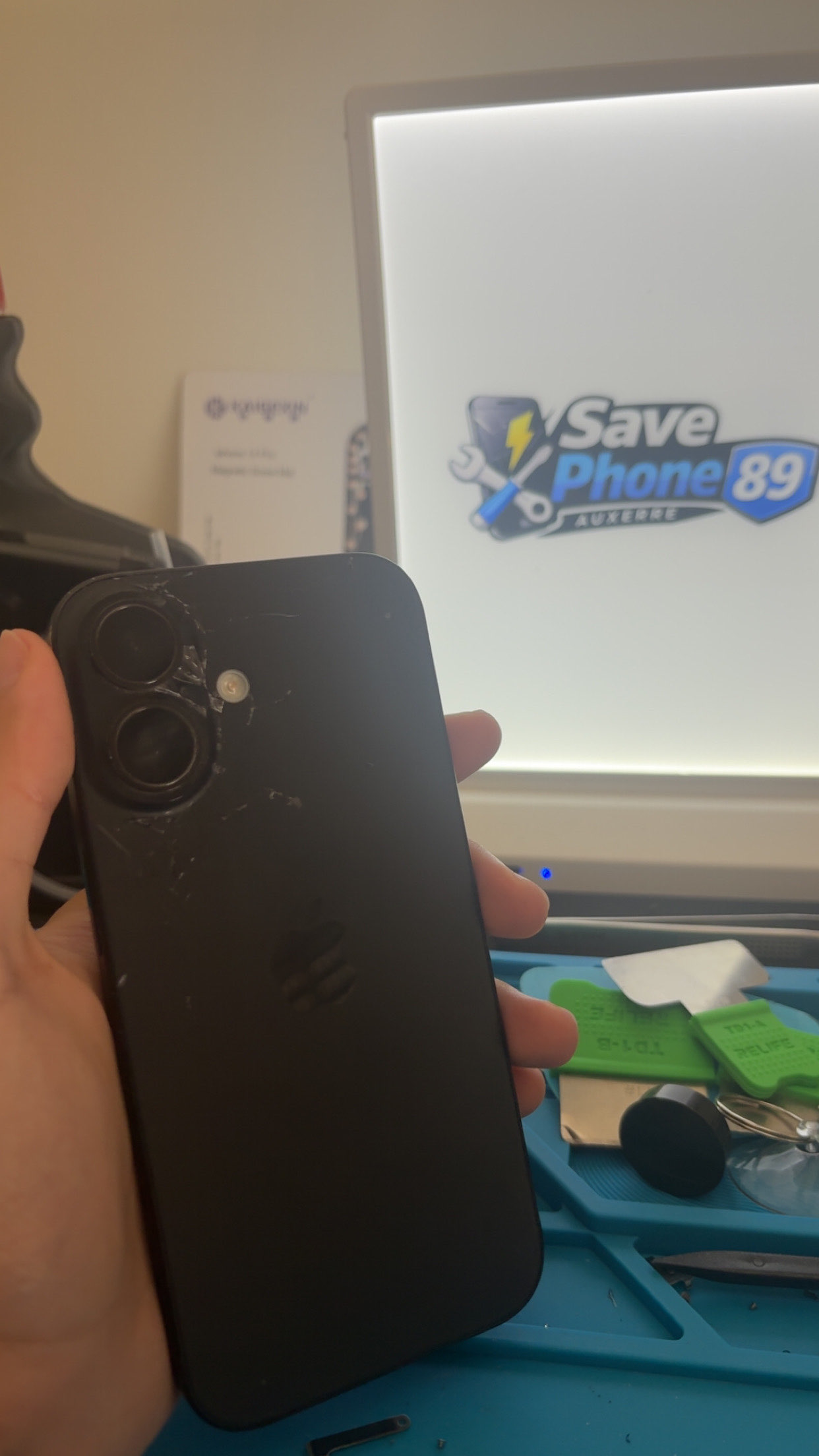 Téléphone avant réparation — Save Phone 89 Auxerre